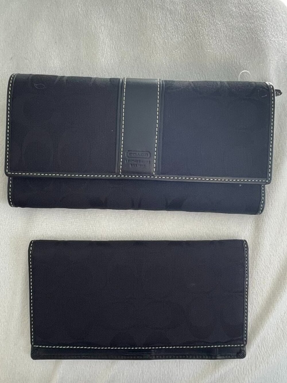 NWOT Vintage Coach Signature Wallet and Cheque Holder Set